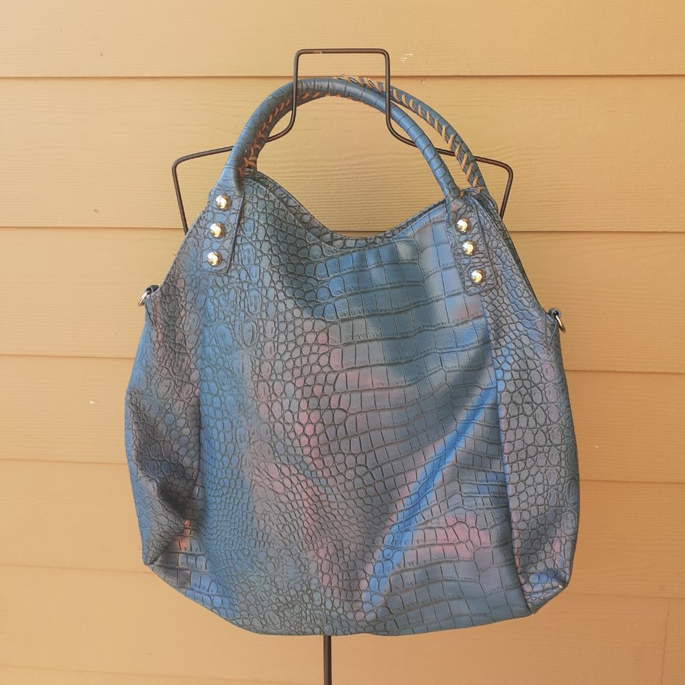 Large Blue Purse - Picture 5 of 8